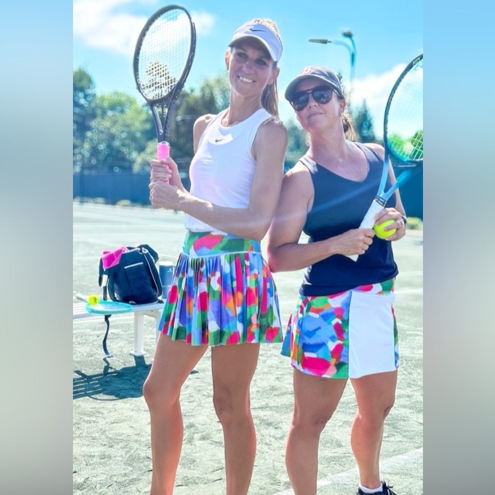 70° x Meghan Rosenthal Colorful Abstract Art Pleated Tennis Skort size Large - Picture 3 of 8